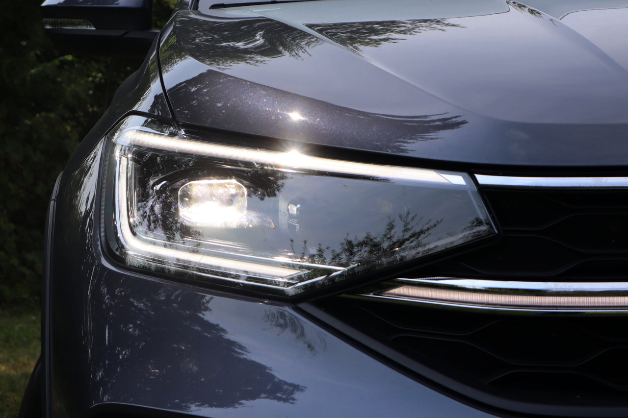 IQ Matrix LED headlights with LED DRL for VW Taigo CS