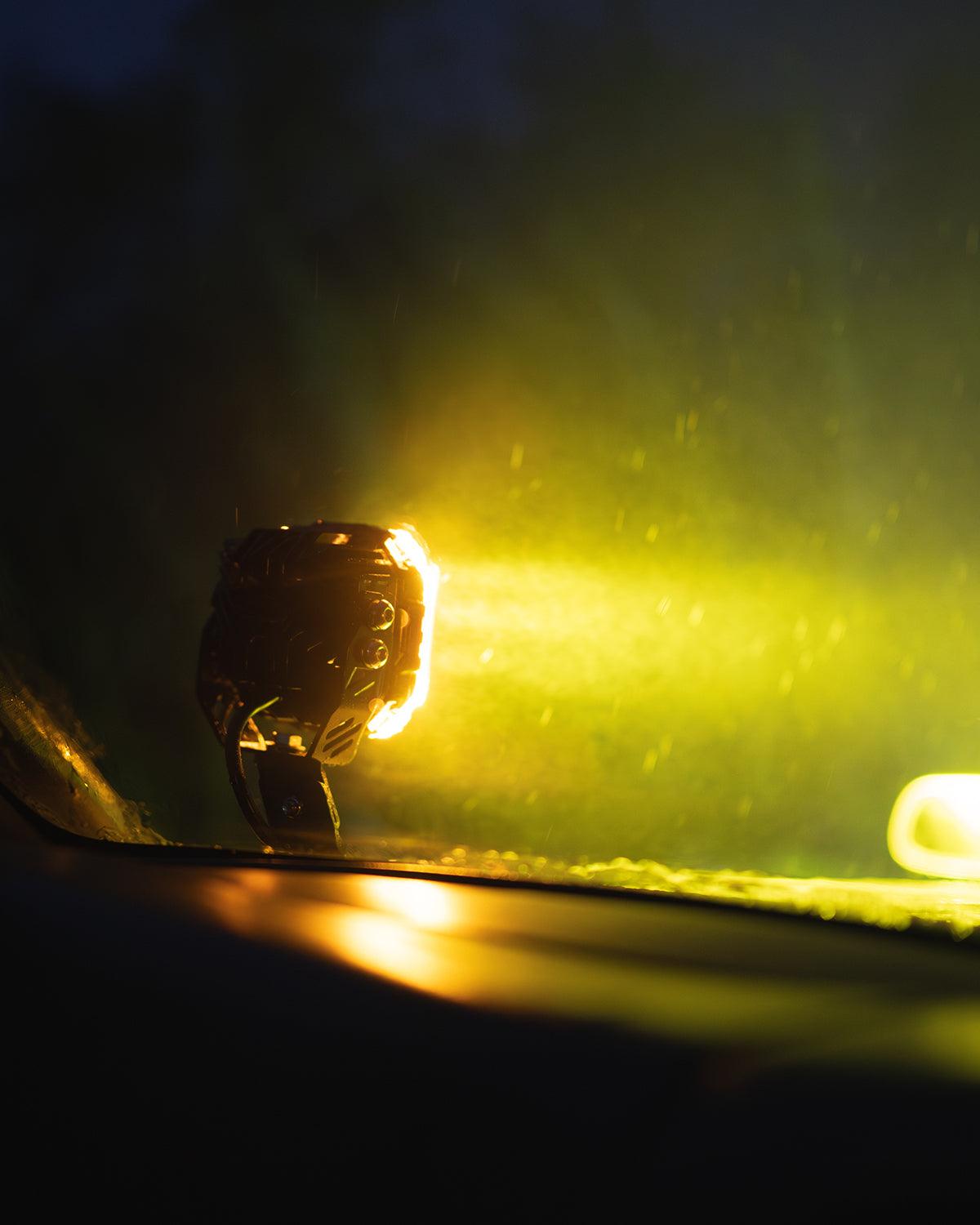 CUBE-Z Series 4 Inch Spot LED Pod Lights Off Road Lights with White DRL & Amber Turn Signal Lights - Auxbeam  – éclairage LED auto