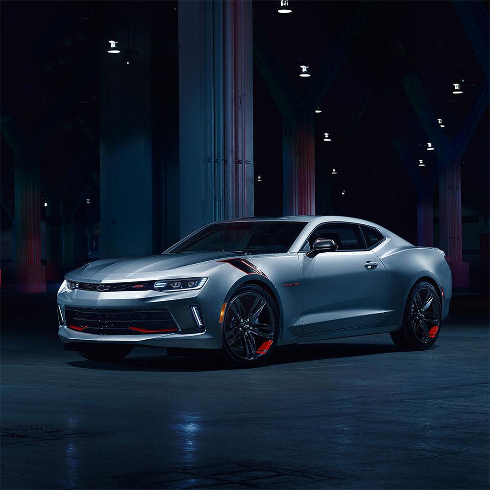 مجموعة مصابيح أمامية LED مزدوجة الشعاع باللون الأسود مع خاصية الترحيب/التنفس والرجوع للأمام والخلف لسيارة شيفروليه كامارو موديلات 2016-2018 وكامارو ZL1 موديلات 2019-2024