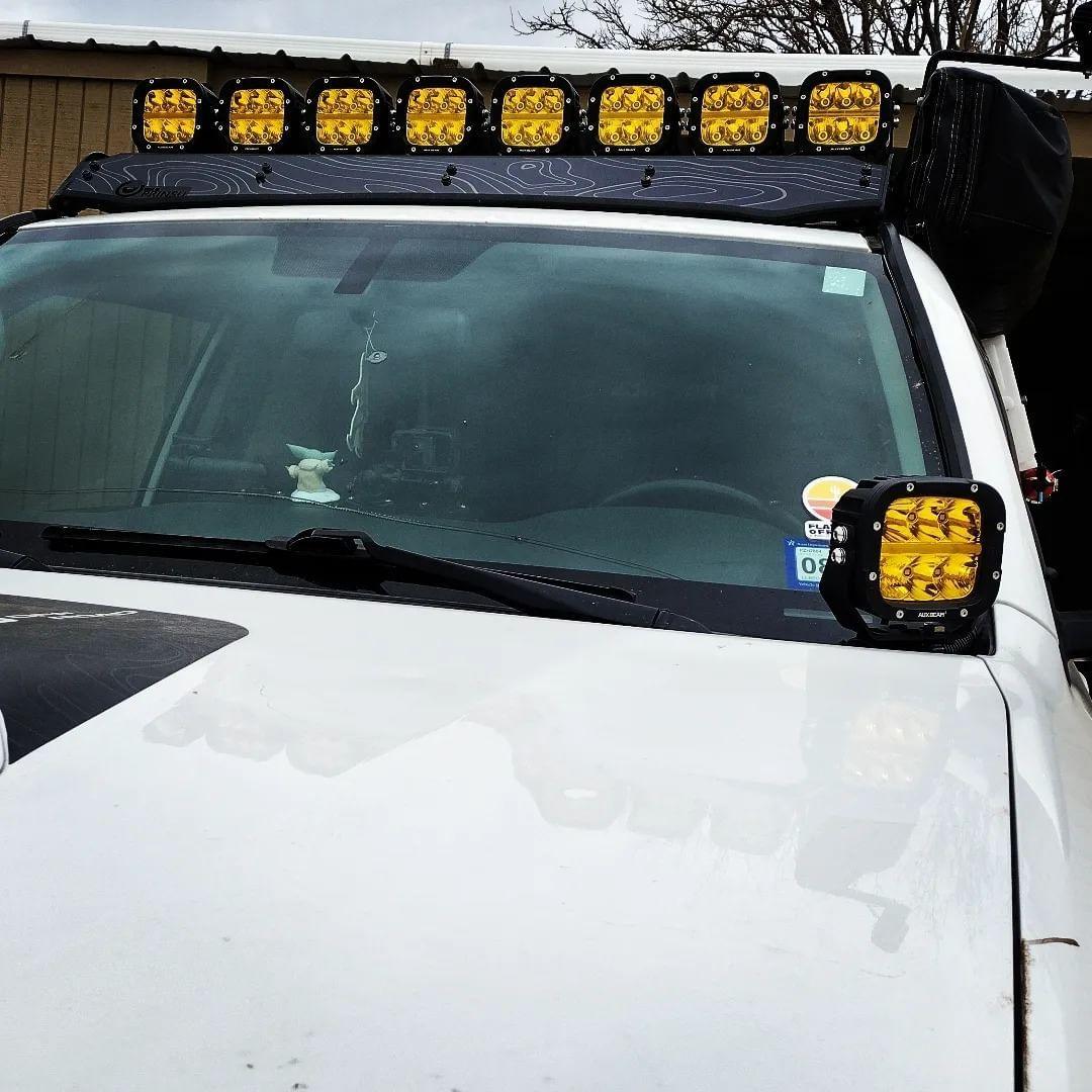 6/8 قطع 5 بوصة 132 واط العنبر DRL LED Pod Lights مع تسخير الطاقة 