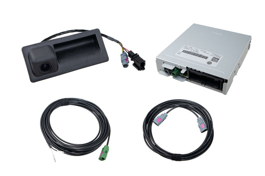 Rear view camera retrofit for VW Tourag 7P