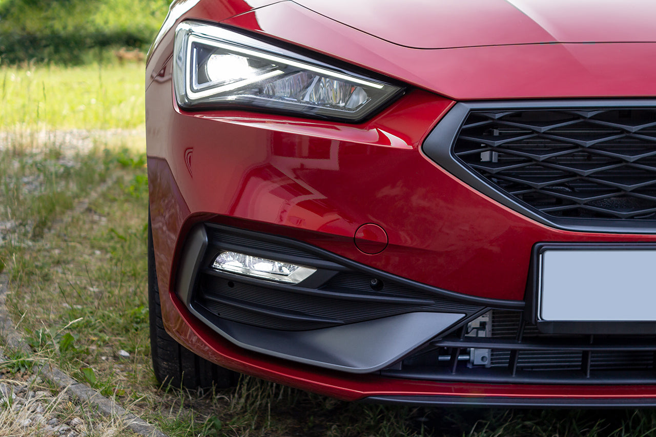 Retrofit set fog lights including cornering light for Seat Leon KL