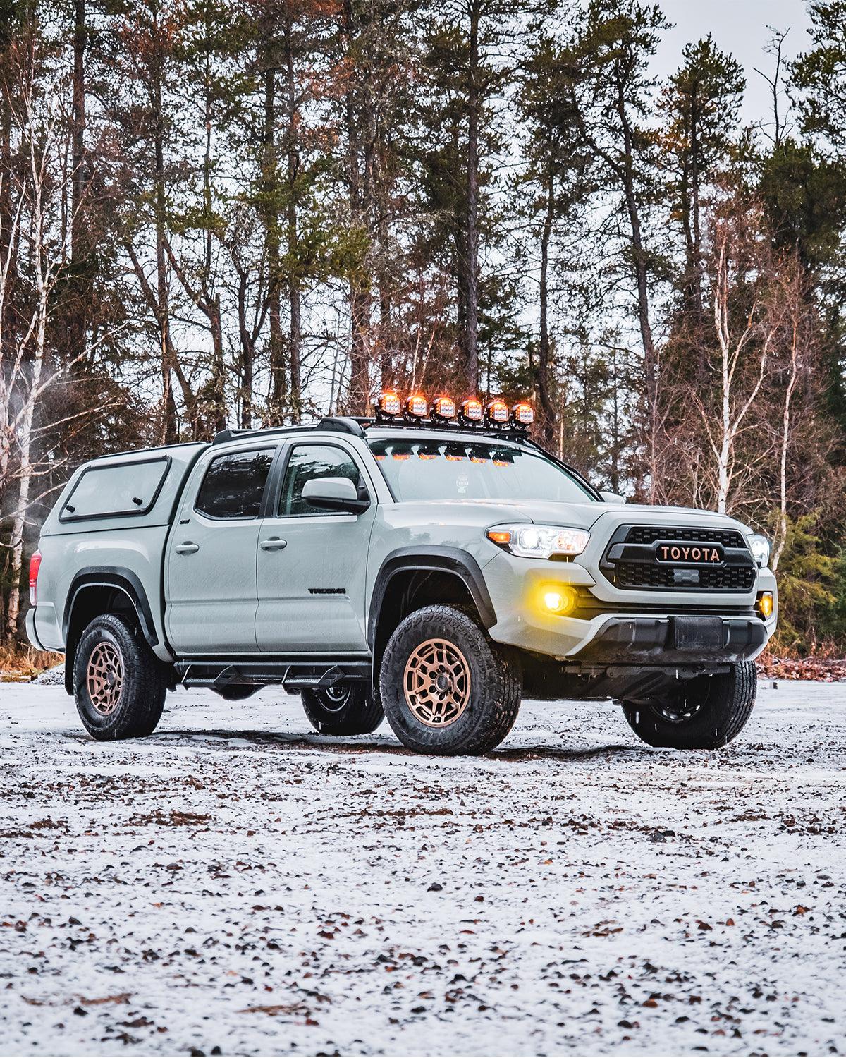 V-MAX Series Combo Beam Side Shooter LED Pod Lights with Amber DRL