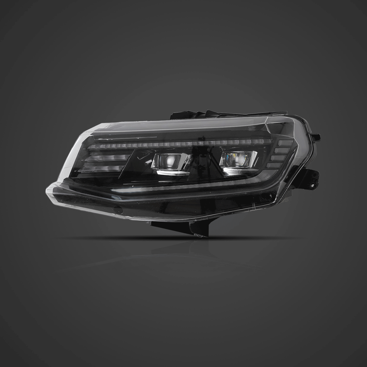 مجموعة مصابيح أمامية LED مزدوجة الشعاع باللون الأسود مع خاصية الترحيب/التنفس والرجوع للأمام والخلف لسيارة شيفروليه كامارو موديلات 2016-2018 وكامارو ZL1 موديلات 2019-2024