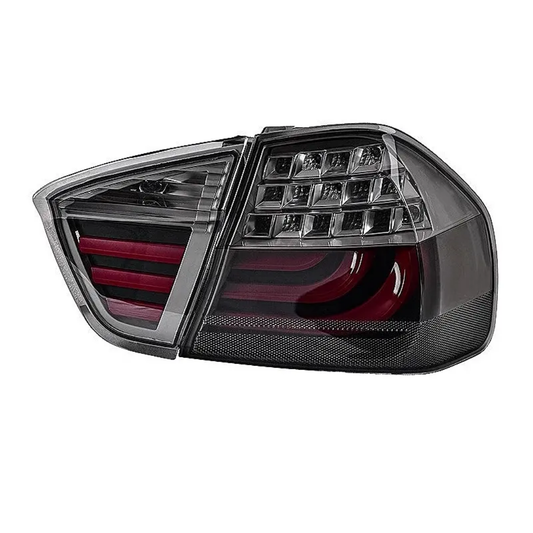 FEUX ARRIÈRE BMW E90 pour modèles 2005-2008, design élégant et performance améliorée.